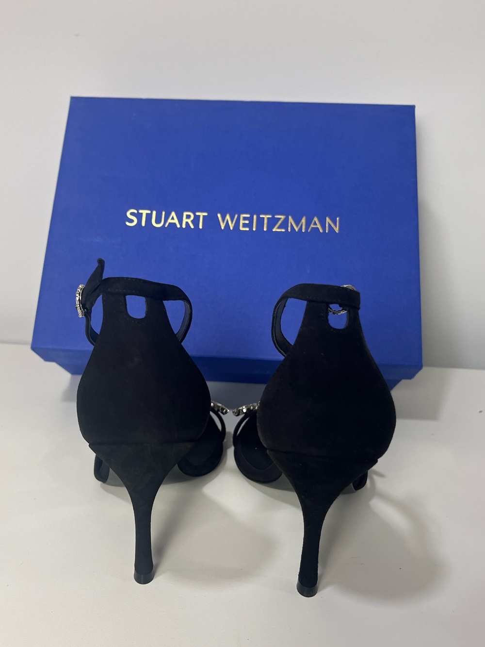 Stuart Weitzman Nudist Vow 100mm Suede Sandals - Picture 6 of 9